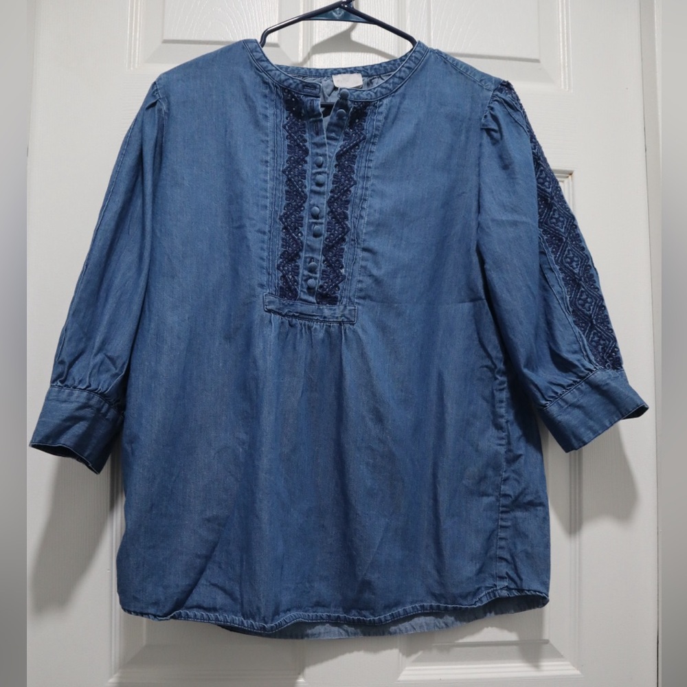 CHICOS denim embroidered blouse